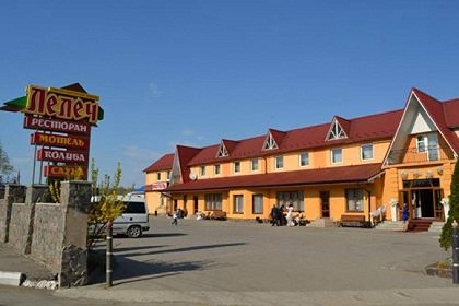 Готель "Лелеч"