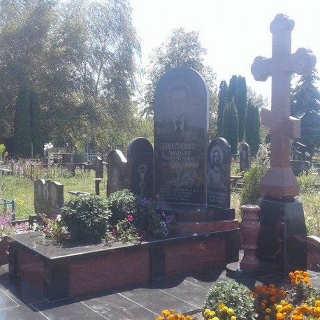 Боярка Пам'ятники Вироби з граніту