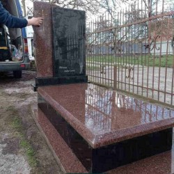 Вироби з каменя Демидівка