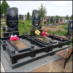  Чортків   Пам'ятники на могилу з граніту Елітні Воїнам ЗСУ
