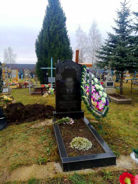 Пам`ятники  з граніту і бетону Корсунь-Шевченківський