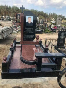 Одинарні пам'ятники