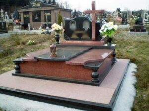 подвійні пам'ятники