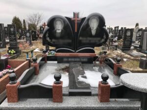 Пам'ятник елітний