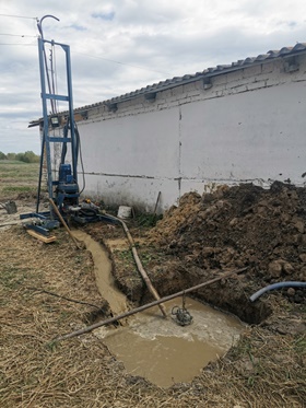 Полонне Буріння свердловин на воду Скважина під ключ