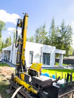 Полонне Буріння свердловин на воду Скважина під ключ