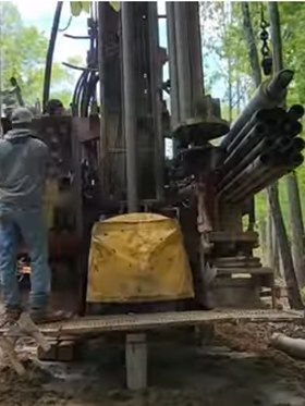 Одеса Буріння свердловин на воду Бурові роботи