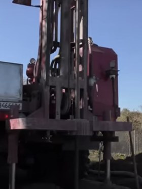 Ужгород Закарпаття Буріння свердловин на воду Бурові роботи