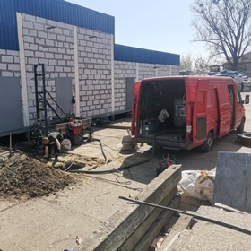 Берегове Буріння свердловин на воду Скважина для води