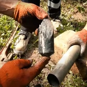 Берегове Буріння свердловин на воду Скважина для води