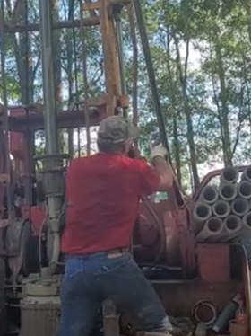 Житомир Буріння свердловин на воду Бурові роботи