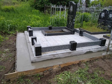 Хотин Пам`ятники на могилу