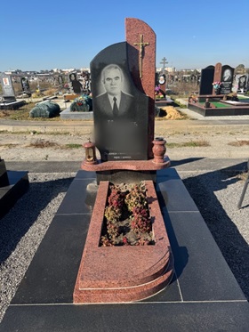 Памятники на могилу Турбів