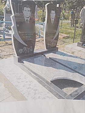пам'ятники на могилу Дубно