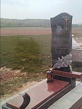 пам'ятники на могилу Дубно
