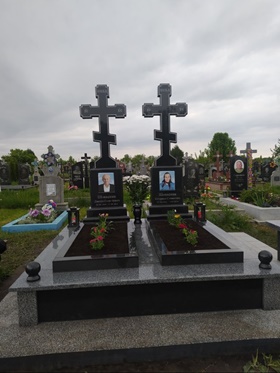 Чернівці Пам'ятники надгробні
