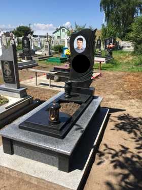 Чернівці Пам'ятники надгробні габро гранітні мармурові бетонні
