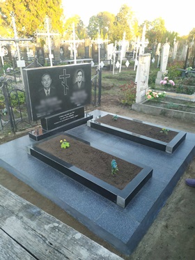 пам'ятники на могилу Борзна