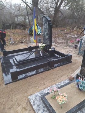 памятники на могилу Чернигов