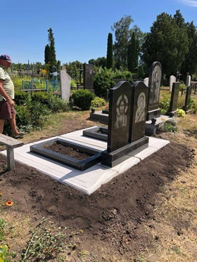 пам'ятники на могилу Чернігів