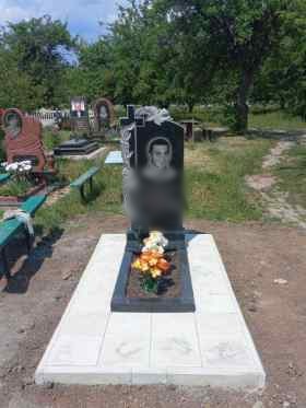 Чернігів Пам'ятники надгробні