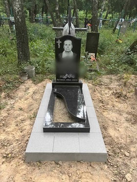 пам'ятники на могилу Чернігів