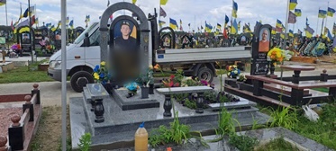пам'ятники на могилу Чернігів