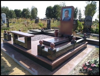 Гранітні пам'яттники Чернігів
