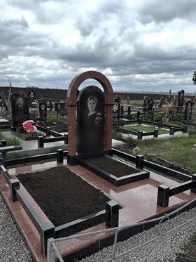 Чернігів Пам'ятники