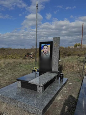 Чернігів Пам'ятники