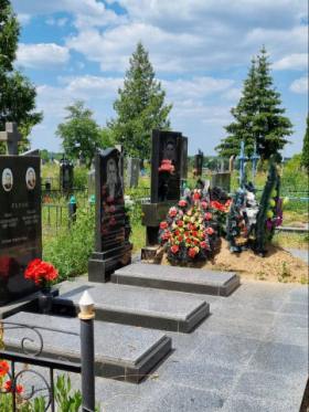 Чернигов Памятники надгробные