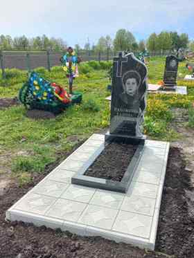 Чернигов Памятники надгробные
