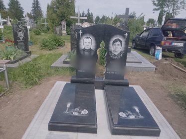 пам'ятники на могилу Тальне
