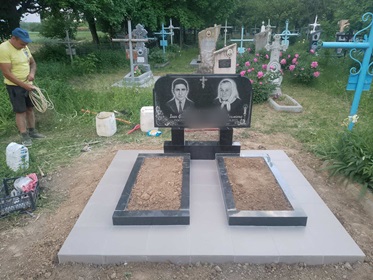 пам'ятники на могилу Тальне