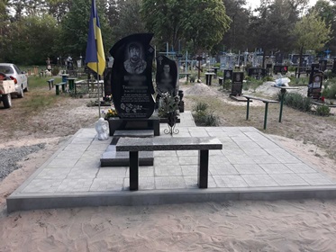 Гранитные памятники на могилу Черкассы
