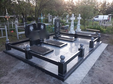 Гранитные памятники на могилу Черкассы