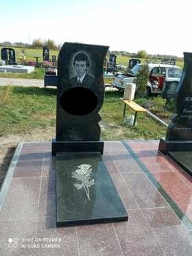 Черкассы Памятники надгробные габбро гранитные мраморные бетонные