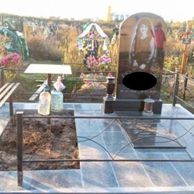 Днепр Памятники надгробные
