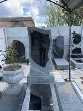 Херсон Памятники надгробные габбро гранитные мраморные бетонные