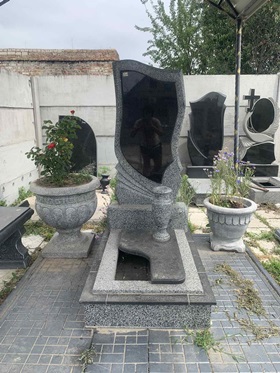 Памятники из гранита на могилу Херсон