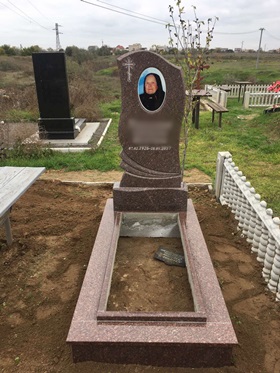 Памятники на могилу Херсон