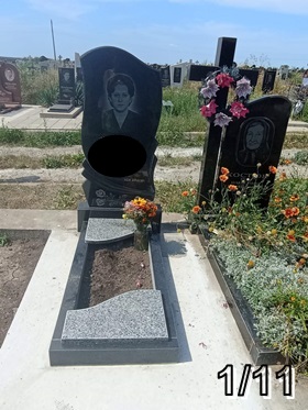 Кам'янець-Подільський Пам`ятники надгробні і гранітні Вироби з граніту
