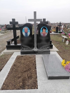 Кам'янець-Подільський Пам`ятники надгробні