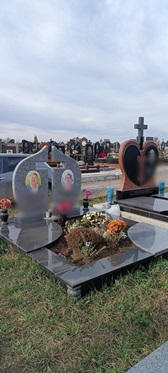 Кам'янець-Подільський Пам`ятники надгробні