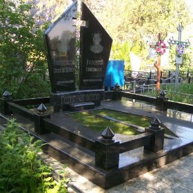 Киев Памятники надгробные