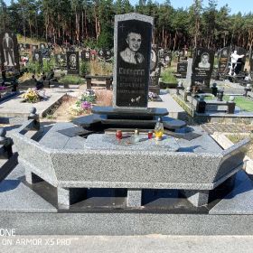 Киев Памятники надгробные