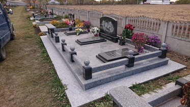 Пам'ятник на могилу з граніту Біла Церква