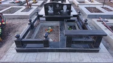 Пам'ятник на могилу з граніту Біла Церква