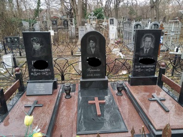 Гранитный памятник на могилу Одесса