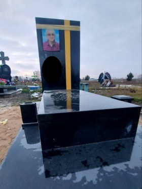 Гранитные памятники Полтава